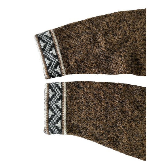 Alpaca Exotic Imports Size‎ Small Handmade Alpaca Hooded Tasseled Sweater Brown - Picture 6 of 8